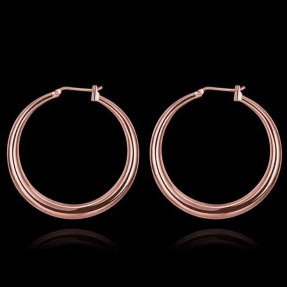 18K Rose Gold 1.5'' hoop Round Earrings New - Picture 5 of 5